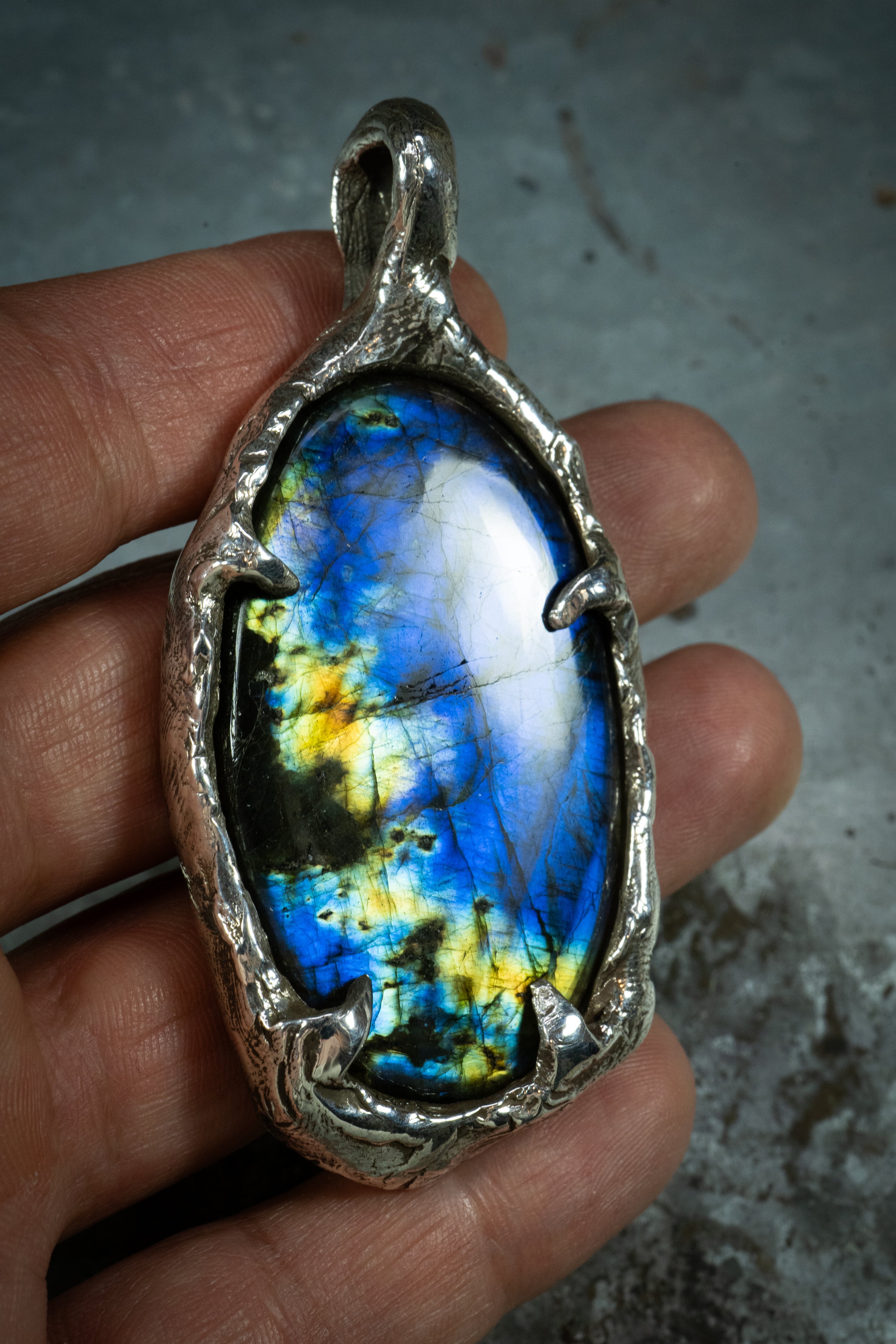Sea at Night (Labradorite, Sterling Silver Pendant)