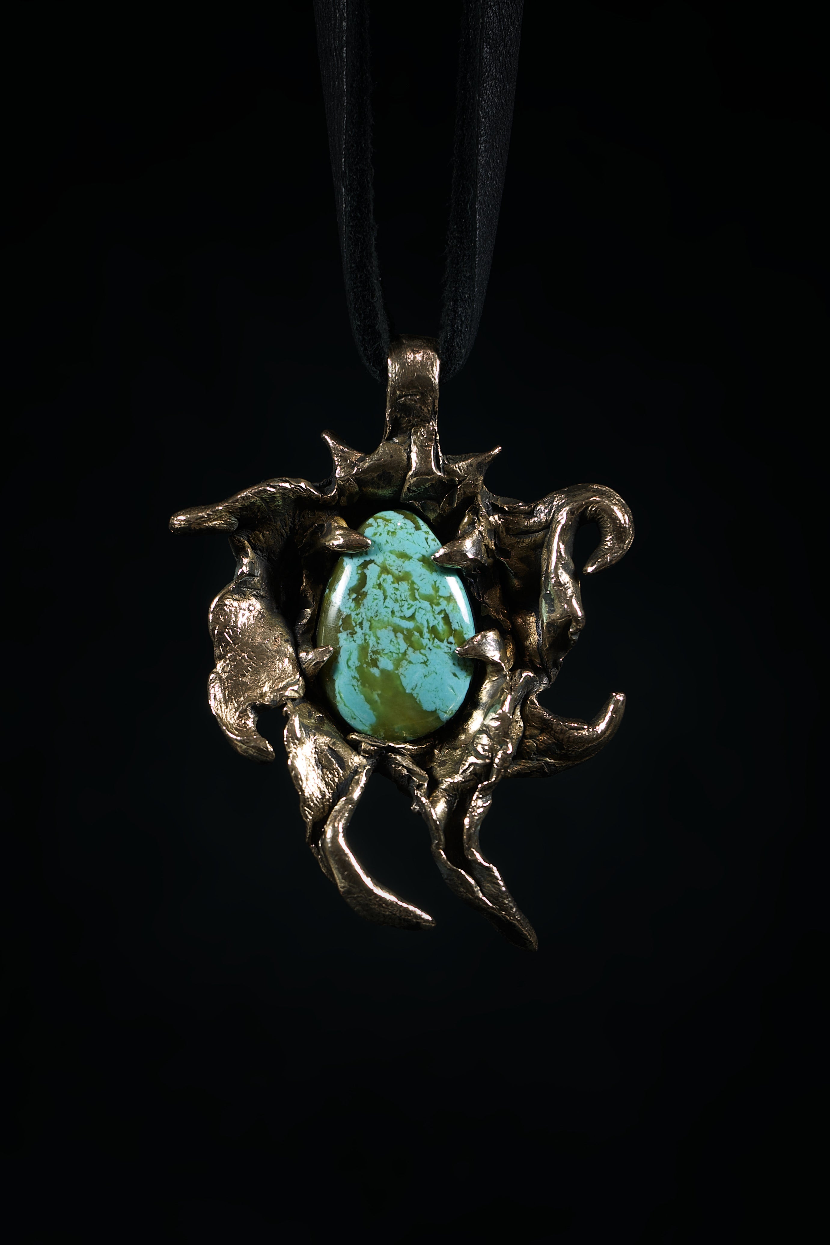 Sun Guardian (Manassa Turquoise, Bronze Pendant)